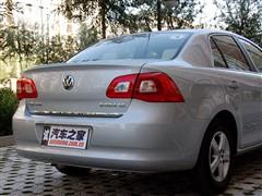汽車(chē)之家 一汽-大眾 新寶來(lái) 1.6l 手動(dòng)時(shí)尚型