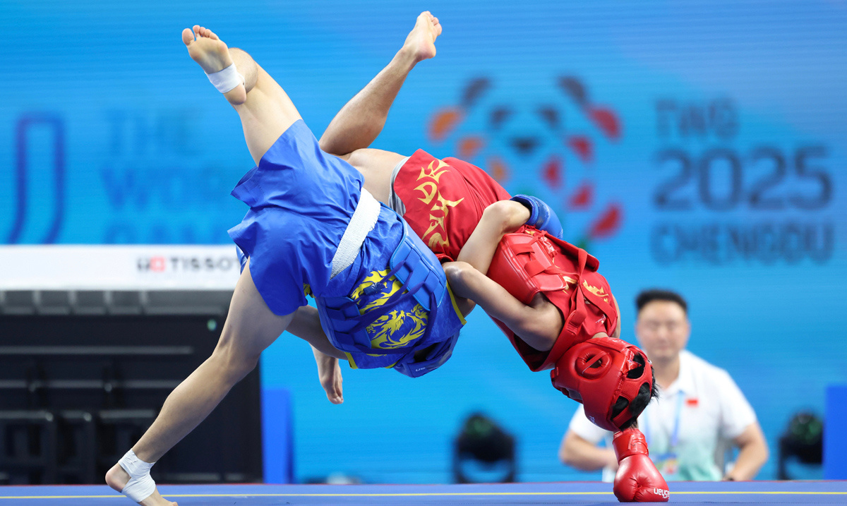 中國(guó)選手唐思碩奪得武術(shù)散打男子56公斤級(jí)冠軍